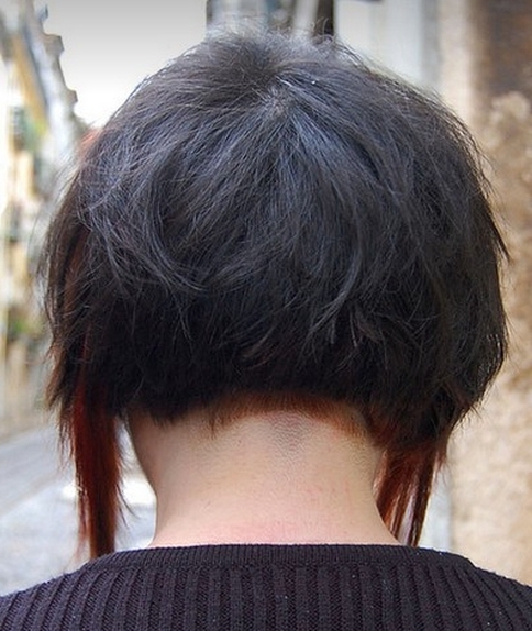 tył fryzury krótkiej, uczesanie damskie zdjęcie numer 32 wrzutka B